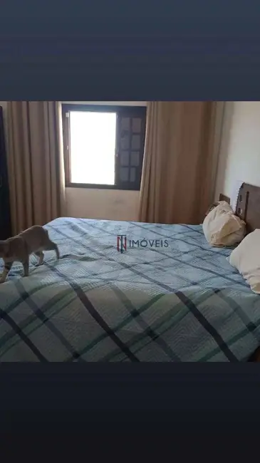 Foto 2 de Casa com 3 quartos à venda, 250m2 em Bom Jesus Dos Perdoes - SP