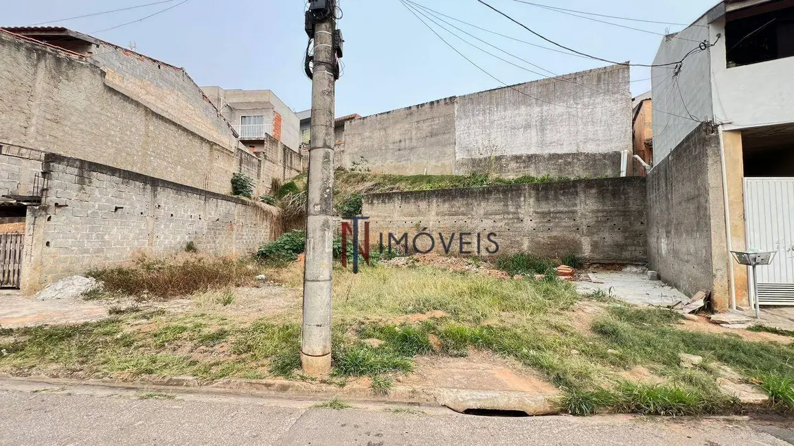 Foto 1 de Terreno / Lote à venda, 333m2 em Bom Jesus Dos Perdoes - SP