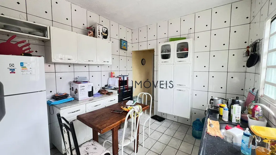 Foto 6 de Casa com 5 quartos à venda, 203m2 em Piracaia - SP