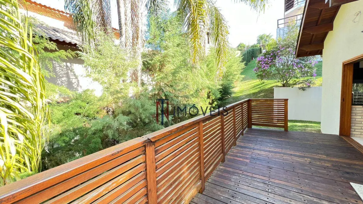 Foto 2 de Casa com 3 quartos à venda e para alugar, 1069m2 em Estância Santa Maria do Portão, Atibaia - SP