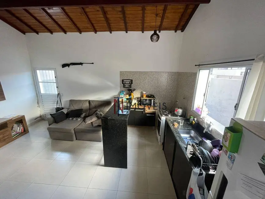 Foto 4 de Casa com 2 quartos à venda, 146m2 em Piracaia - SP