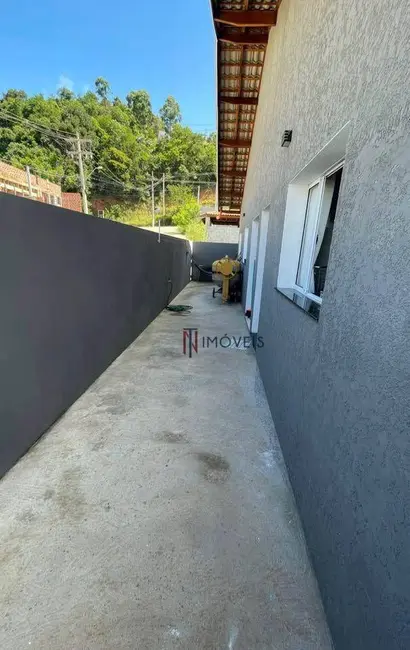 Foto 3 de Casa com 2 quartos à venda, 146m2 em Piracaia - SP