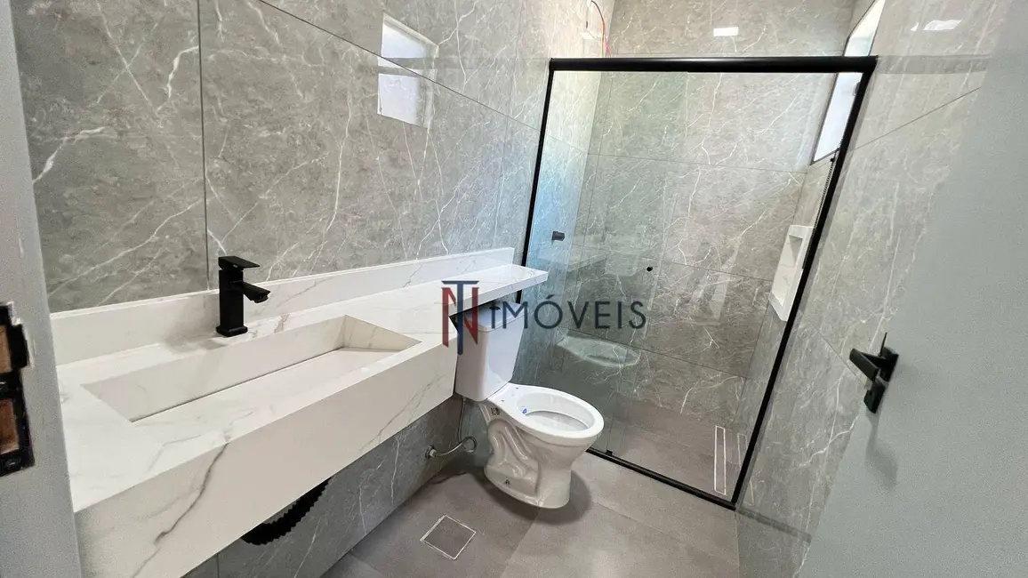 Foto 2 de Casa com 2 quartos à venda, 124m2 em Bom Jesus Dos Perdoes - SP