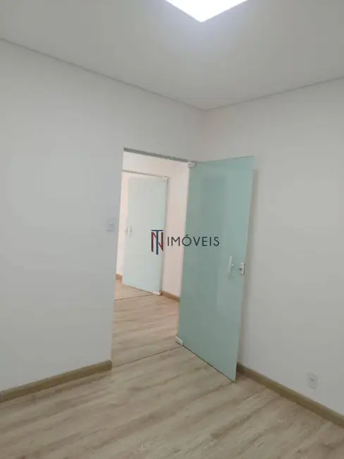 Foto 8 de Casa para alugar, 177m2 em Cidade Satélite, Atibaia - SP