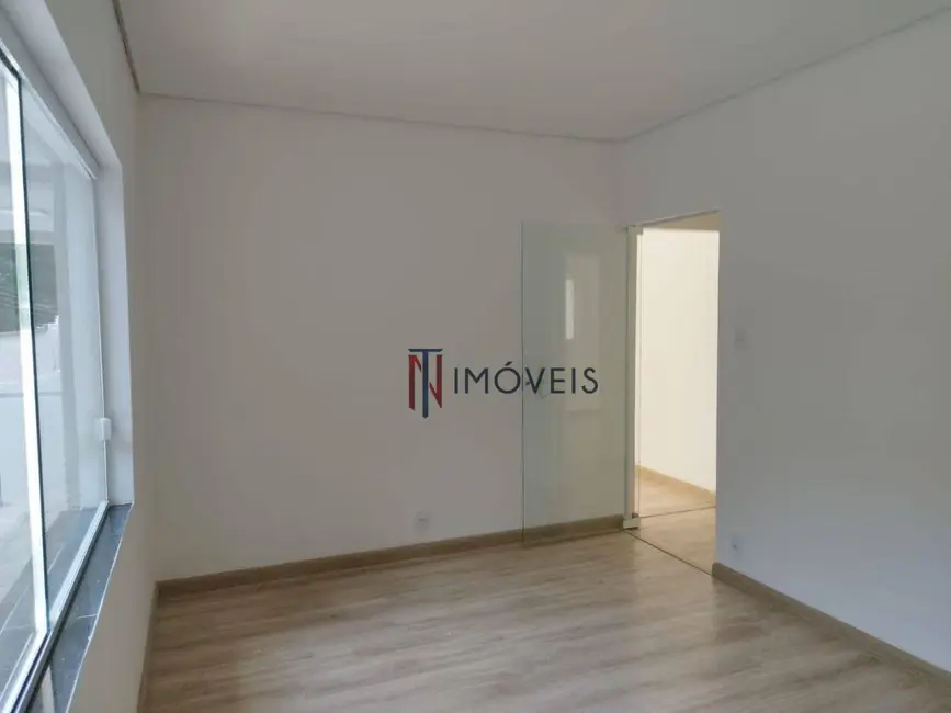 Foto 13 de Casa para alugar, 177m2 em Cidade Satélite, Atibaia - SP