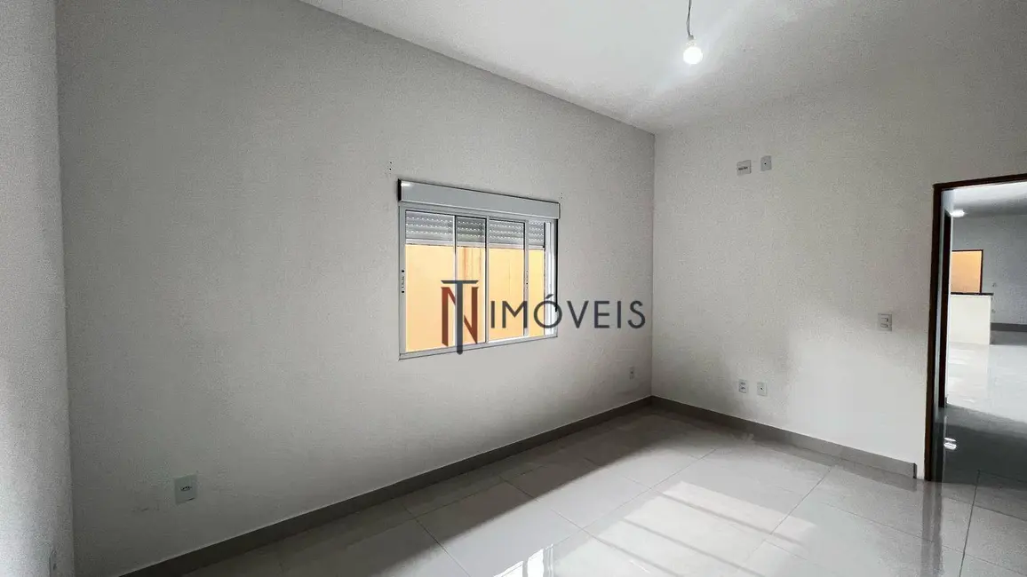 Foto 2 de Casa com 1 quarto à venda, 70m2 em Piracaia - SP