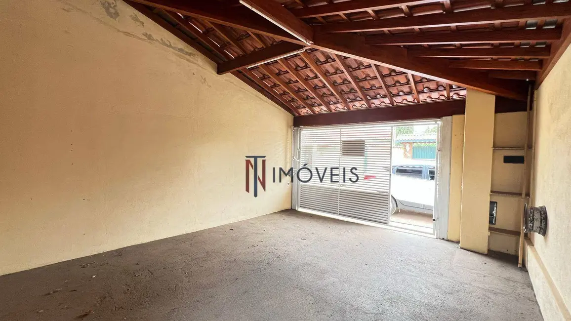 Casa com 1 quarto à venda, 70m2 em Piracaia - SP - imagem 4 Foto 4 de Casa com 1 quarto à venda, 70m2 em Piracaia - SP