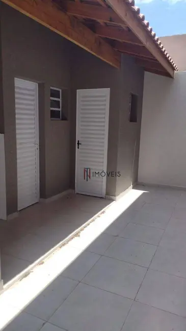 Foto 6 de Casa com 3 quartos à venda, 200m2 em Bom Jesus Dos Perdoes - SP