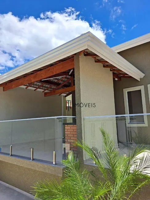 Foto 1 de Casa com 3 quartos à venda, 200m2 em Bom Jesus Dos Perdoes - SP