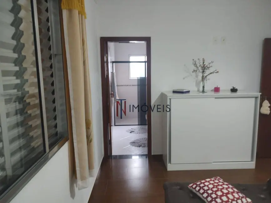 Foto 4 de Casa com 3 quartos à venda, 360m2 em Bom Jesus Dos Perdoes - SP
