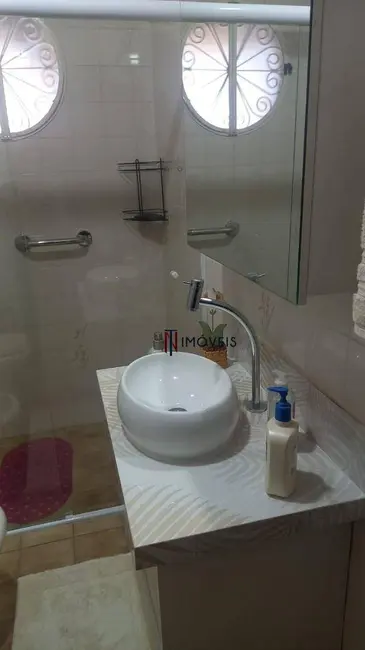 Foto 8 de Sobrado com 4 quartos à venda, 714m2 em Jardim do Lago, Atibaia - SP