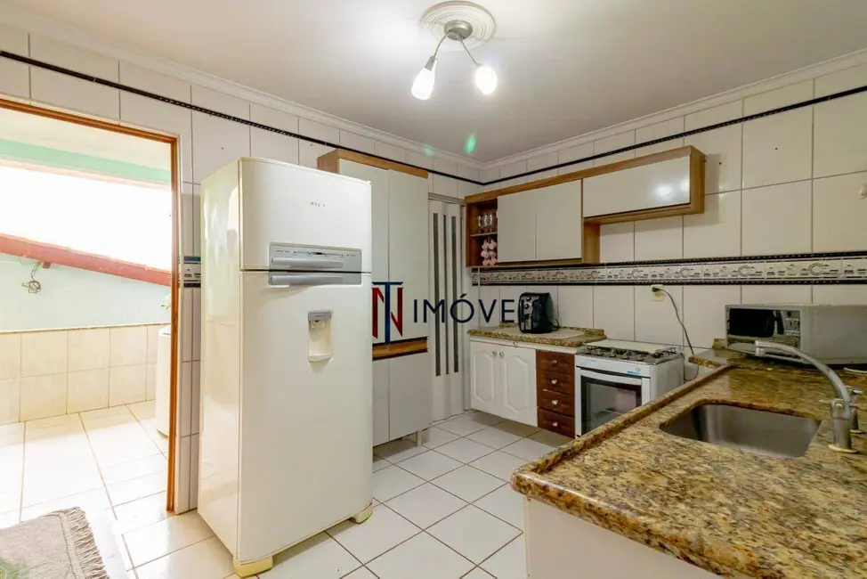 Foto 7 de Sobrado com 3 quartos à venda, 175m2 em Atibaia Jardim, Atibaia - SP