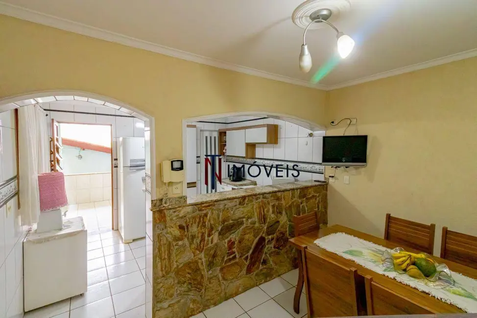 Foto 6 de Sobrado com 3 quartos à venda, 175m2 em Atibaia Jardim, Atibaia - SP