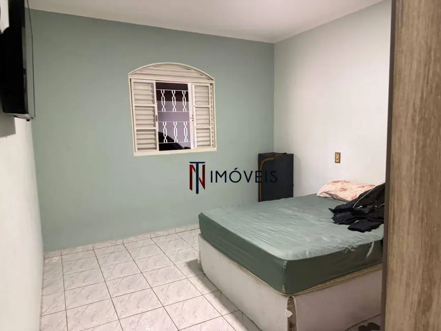 Foto 4 de Casa com 2 quartos à venda, 250m2 em Jardim Imperial, Atibaia - SP
