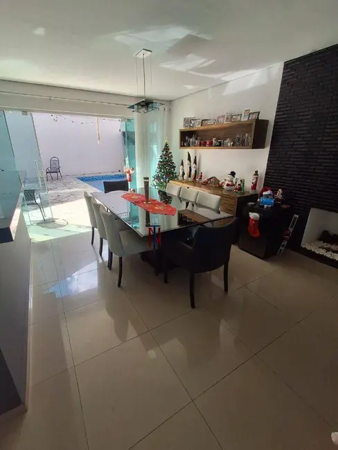 Foto 9 de Sobrado com 3 quartos à venda, 296m2 em Jardim Maristela, Atibaia - SP