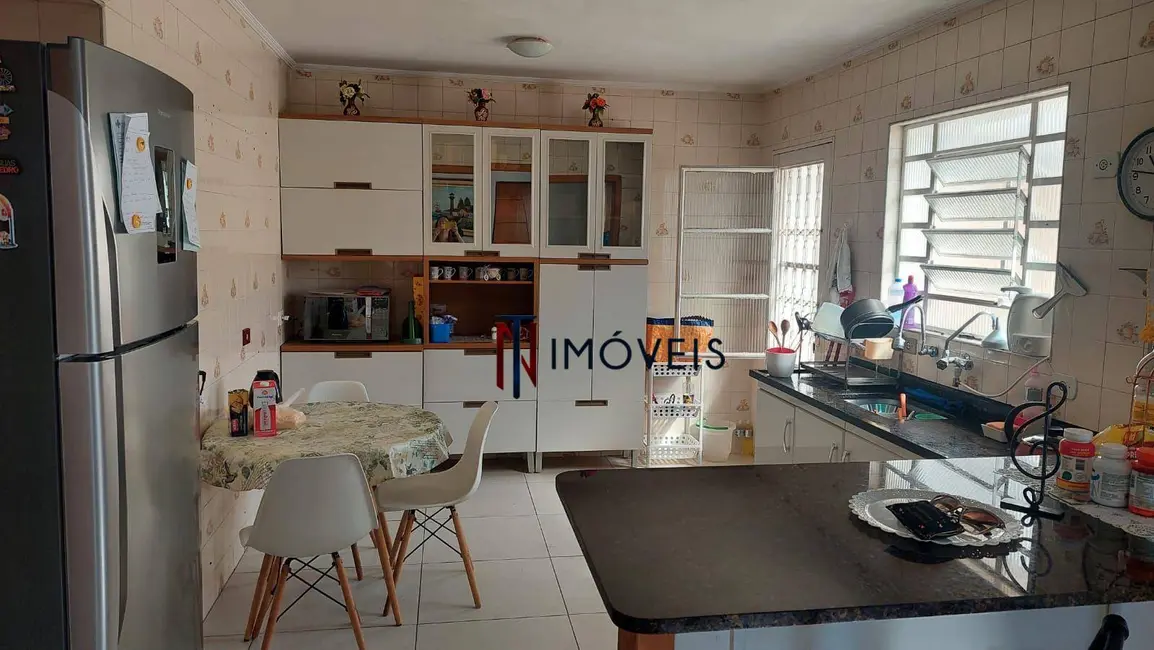 Sobrado com 4 quartos à venda, 345m2 em Jardim das Cerejeiras, Atibaia - SP - imagem 8 Foto 8 de Sobrado com 4 quartos à venda, 345m2 em Jardim das Cerejeiras, Atibaia - SP