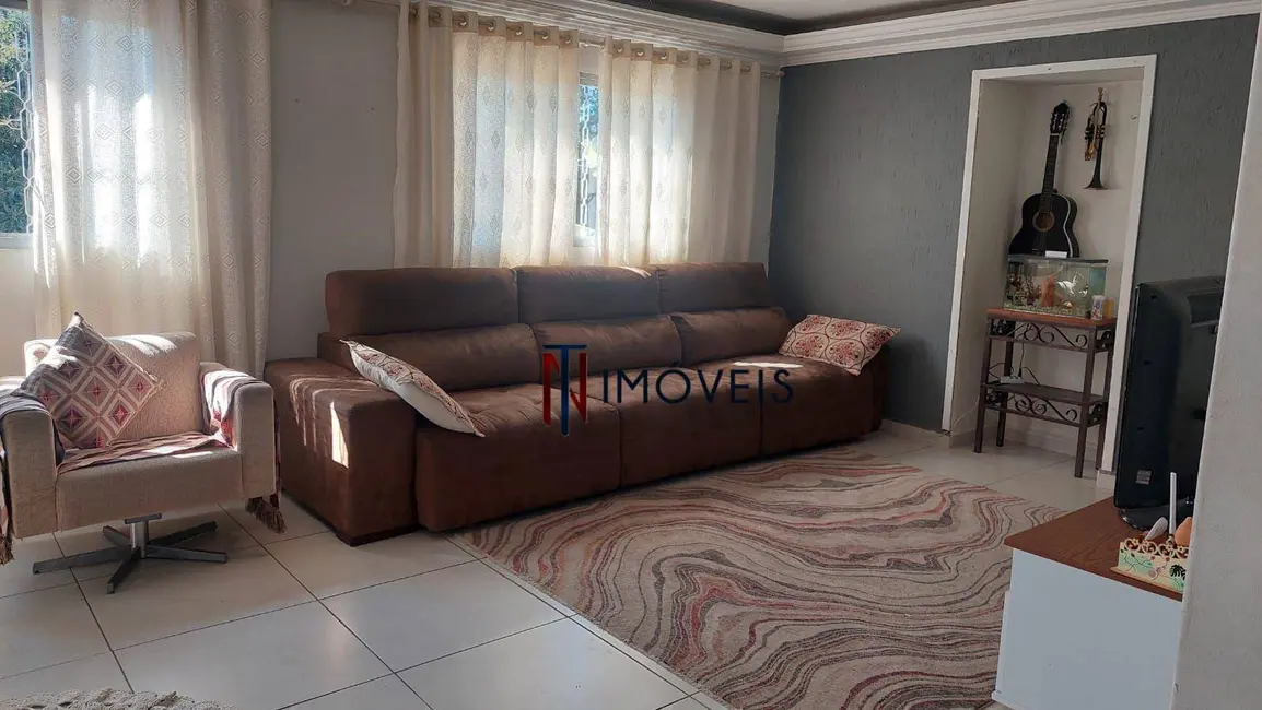 Sobrado com 4 quartos à venda, 345m2 em Jardim das Cerejeiras, Atibaia - SP - imagem 4 Foto 4 de Sobrado com 4 quartos à venda, 345m2 em Jardim das Cerejeiras, Atibaia - SP