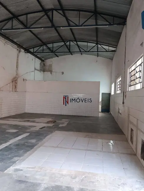 Foto 2 de Armazém / Galpão à venda e para alugar, 396m2 em Nazare Paulista - SP
