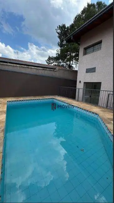 Sobrado com 3 quartos à venda, 360m2 em Parque Arco Iris, Atibaia - SP - imagem 5 Foto 5 de Sobrado com 3 quartos à venda, 360m2 em Parque Arco Iris, Atibaia - SP