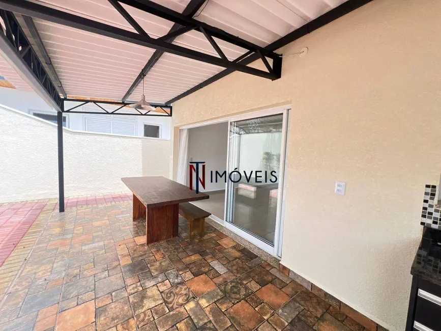 Foto 7 de Casa de Condomínio com 3 quartos para alugar, 300m2 em Jardim do Lago, Atibaia - SP