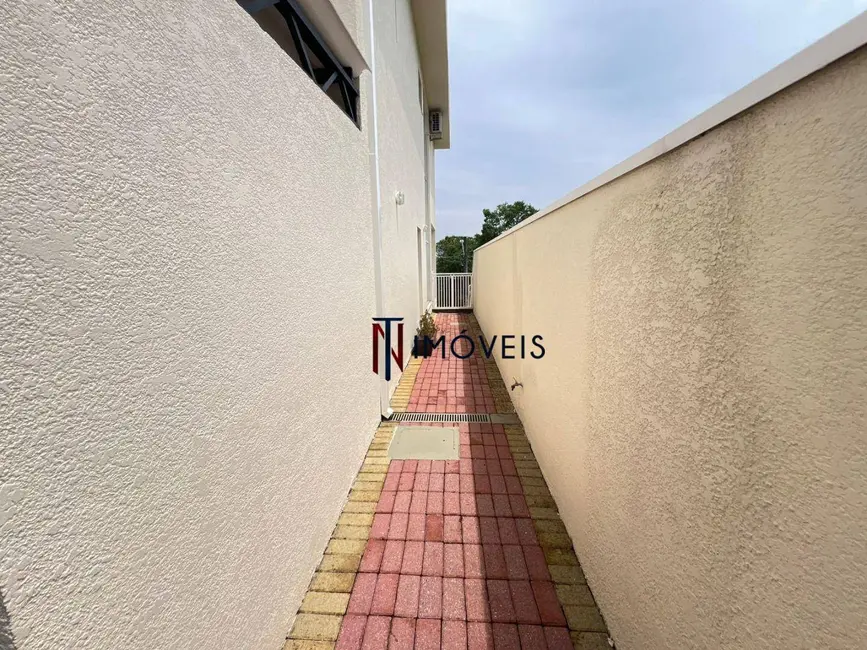 Foto 5 de Casa de Condomínio com 3 quartos para alugar, 300m2 em Jardim do Lago, Atibaia - SP