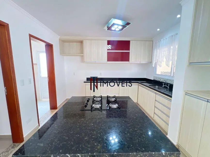 Foto 2 de Casa de Condomínio com 3 quartos para alugar, 300m2 em Jardim do Lago, Atibaia - SP