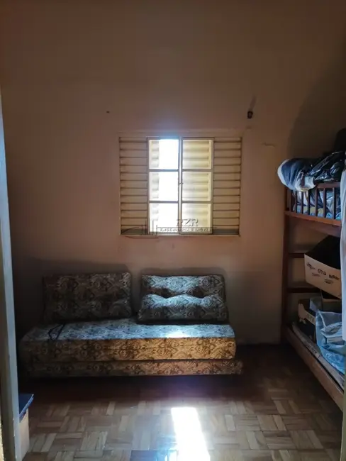 Casa com 3 quartos à venda em Centro, Luis Antonio - SP - imagem 5 Foto 5 de Casa com 3 quartos à venda em Centro, Luis Antonio - SP