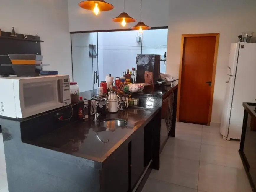 Foto 3 de Casa com 2 quartos à venda, 101m2 em Luis Antonio - SP