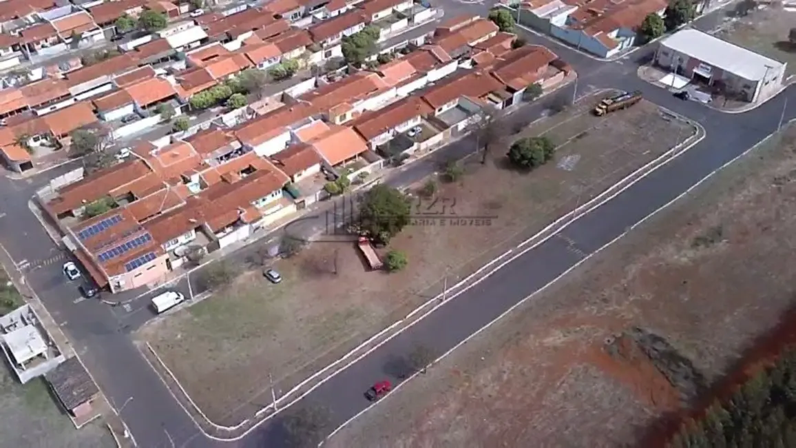 Foto 1 de Terreno / Lote à venda, 3675m2 em Luis Antonio - SP