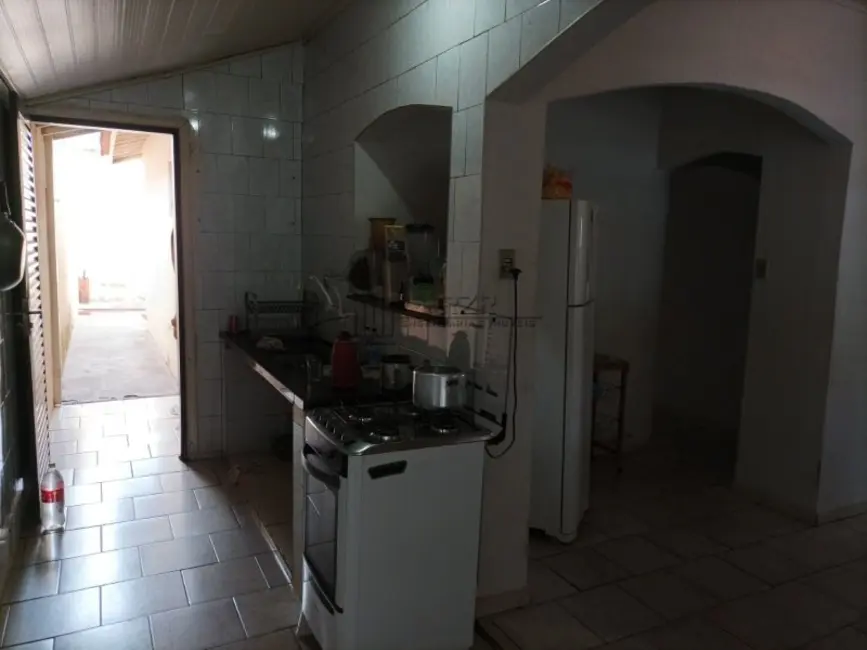 Foto 2 de Casa com 3 quartos à venda, 137m2 em Luis Antonio - SP