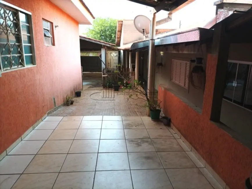 Foto 8 de Casa com 4 quartos à venda, 258m2 em Luis Antonio - SP
