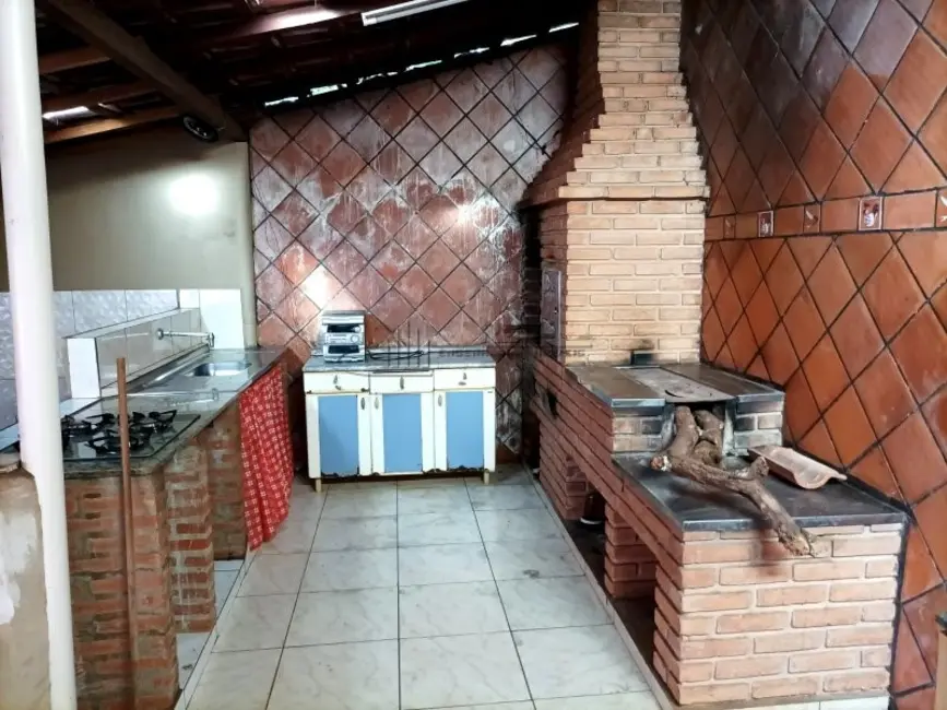 Foto 7 de Casa com 4 quartos à venda, 258m2 em Luis Antonio - SP