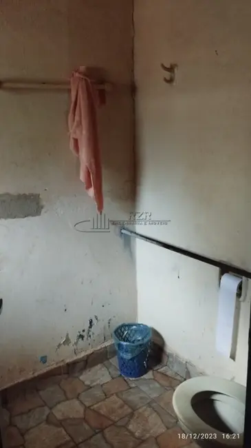 Foto 4 de Casa com 5 quartos à venda, 206m2 em Luis Antonio - SP