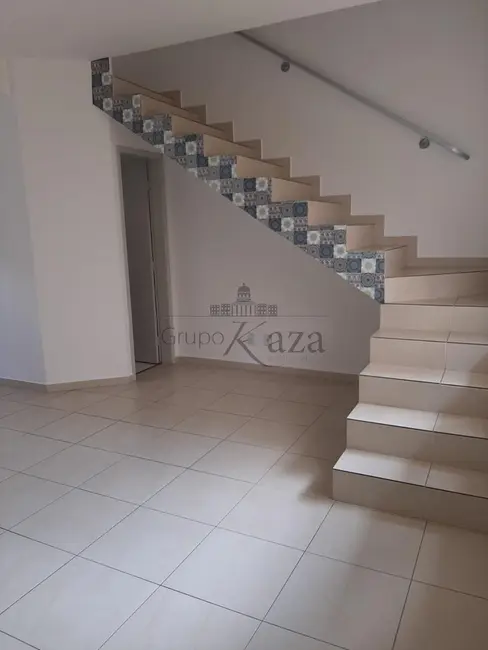 Foto 1 de Casa de Condomínio com 2 quartos para alugar, 63m2 em Sao Jose Dos Campos - SP