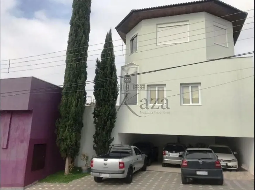 Foto 1 de Casa de Condomínio com 3 quartos à venda, 316m2 em Jacarei - SP