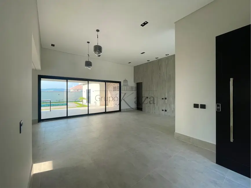 Foto 2 de Casa de Condomínio com 4 quartos à venda, 290m2 em Sao Jose Dos Campos - SP