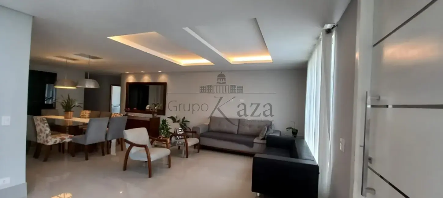 Foto 2 de Casa de Condomínio com 4 quartos para alugar, 380m2 em Sao Jose Dos Campos - SP