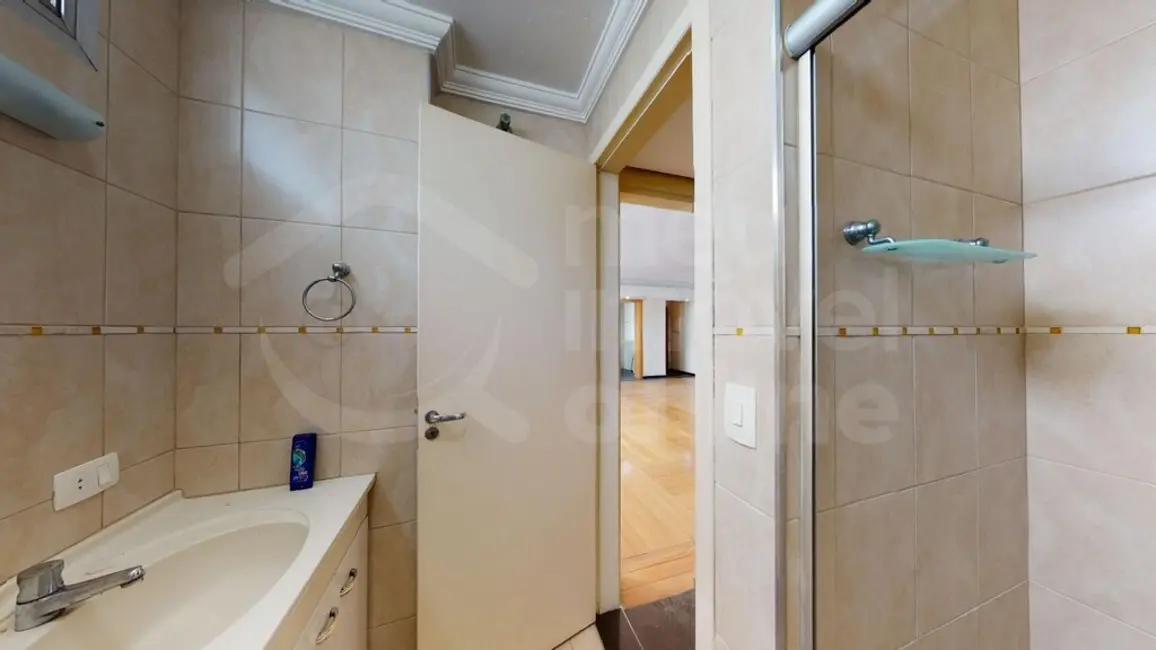 Foto 4 de Apartamento com 3 quartos à venda, 244m2 em Higienópolis, São Paulo - SP