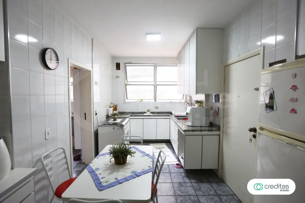 Apartamento com 3 quartos à venda, 131m2 em Moema, São Paulo - SP - imagem 6 Foto 6 de Apartamento com 3 quartos à venda, 131m2 em Moema, São Paulo - SP