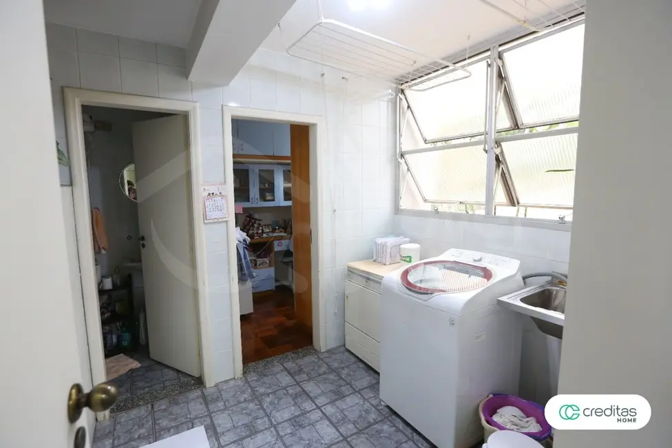 Apartamento com 3 quartos à venda, 131m2 em Moema, São Paulo - SP - imagem 9 Foto 9 de Apartamento com 3 quartos à venda, 131m2 em Moema, São Paulo - SP