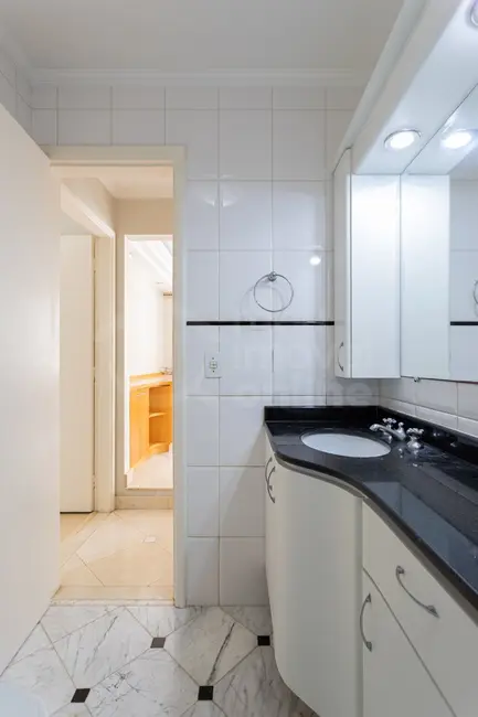 Foto 4 de Apartamento com 2 quartos à venda, 98m2 em Moema, São Paulo - SP