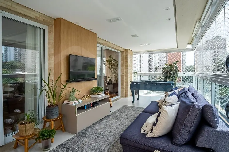 Apartamento com 4 quartos à venda, 215m2 em Moema, São Paulo - SP - imagem 9 Foto 9 de Apartamento com 4 quartos à venda, 215m2 em Moema, São Paulo - SP