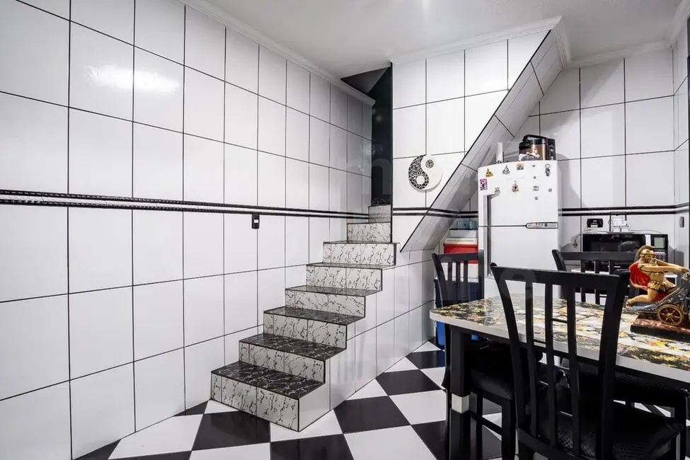 Foto 9 de Casa com 4 quartos à venda, 60m2 em Vila Tolstoi, São Paulo - SP