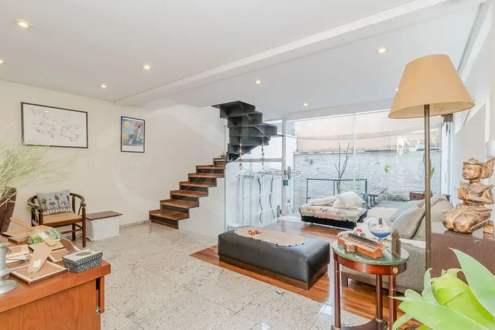 Casa com 4 quartos à venda, 223m2 em Mooca, São Paulo - SP - imagem 5 Foto 5 de Casa com 4 quartos à venda, 223m2 em Mooca, São Paulo - SP