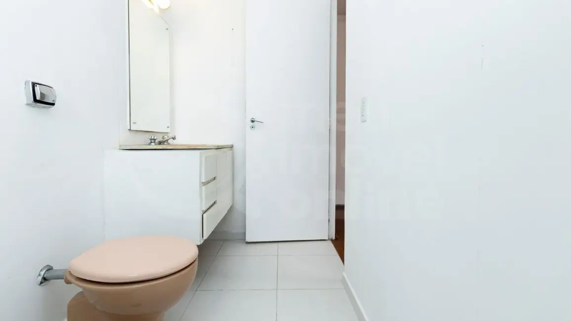 Apartamento com 4 quartos à venda, 121m2 em Vila Madalena, São Paulo - SP - imagem 1 Foto 1 de Apartamento com 4 quartos à venda, 121m2 em Vila Madalena, São Paulo - SP