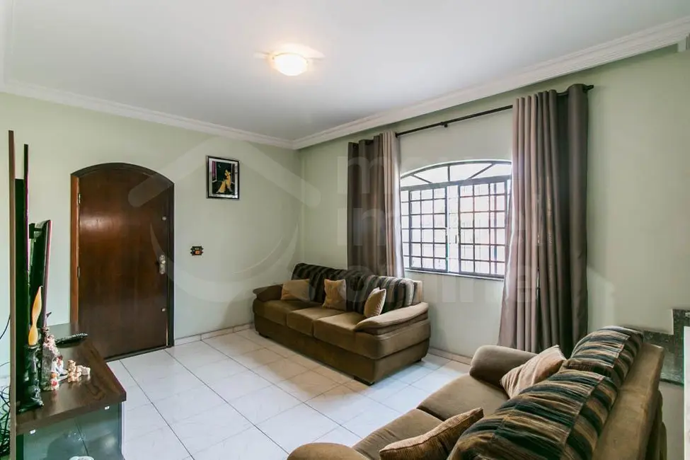 Foto 2 de Casa com 4 quartos à venda, 264m2 em Chácara Mafalda, São Paulo - SP