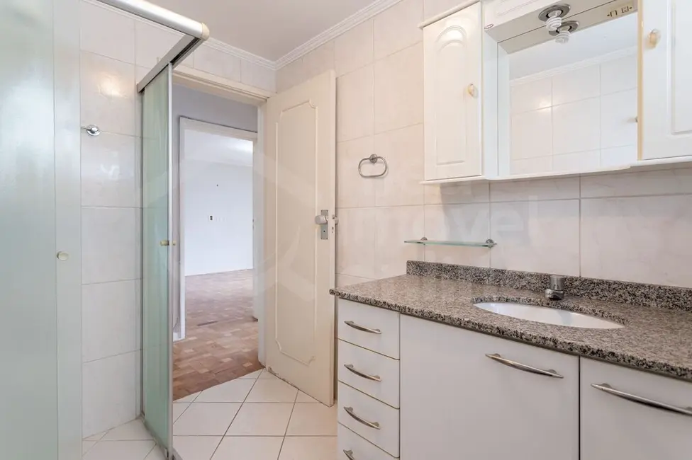 Apartamento com 3 quartos à venda, 125m2 em Moema, São Paulo - SP - imagem 4 Foto 4 de Apartamento com 3 quartos à venda, 125m2 em Moema, São Paulo - SP