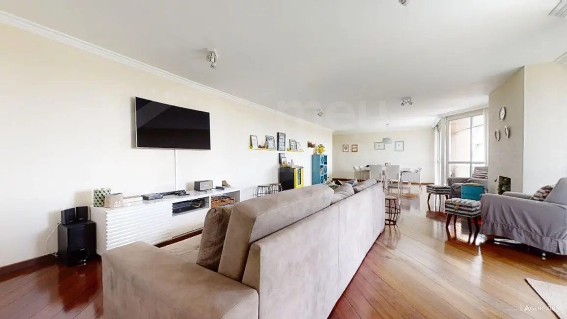 Foto 1 de Apartamento com 4 quartos à venda, 220m2 em São Paulo - SP