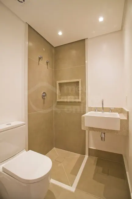 Foto 6 de Apartamento com 2 quartos à venda, 77m2 em Moema, São Paulo - SP