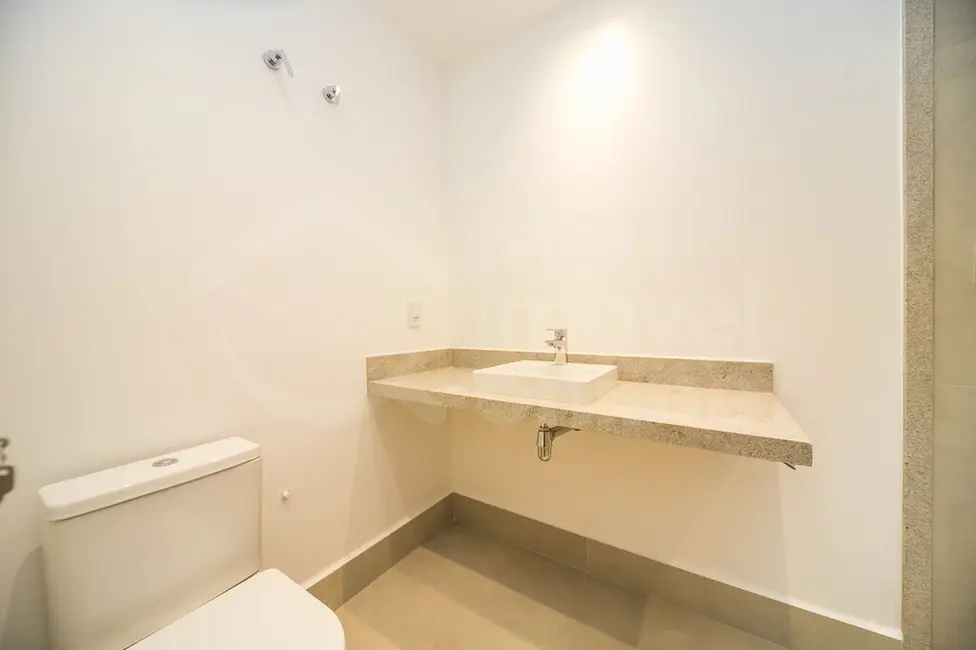 Apartamento com 3 quartos à venda, 95m2 em Moema, São Paulo - SP - imagem 9 Foto 9 de Apartamento com 3 quartos à venda, 95m2 em Moema, São Paulo - SP